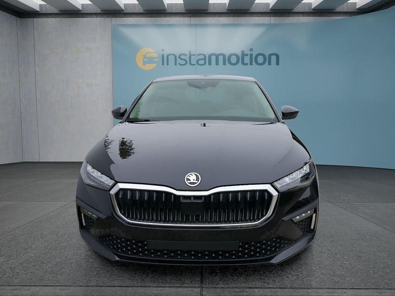 Neu Skoda Scala 150 PS (110 kW) 2026 Schwarz Kleinwagen