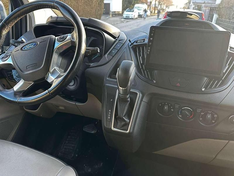 Gebraucht Ford Tourneo Titanium 170 PS (125 kW) 2017 Van / Kleinbus