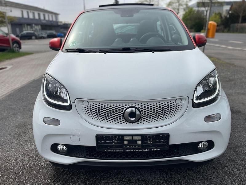 Second-hand Smart ForFour Passion 71 CP (52 kW) 2017 Alb Hatchback