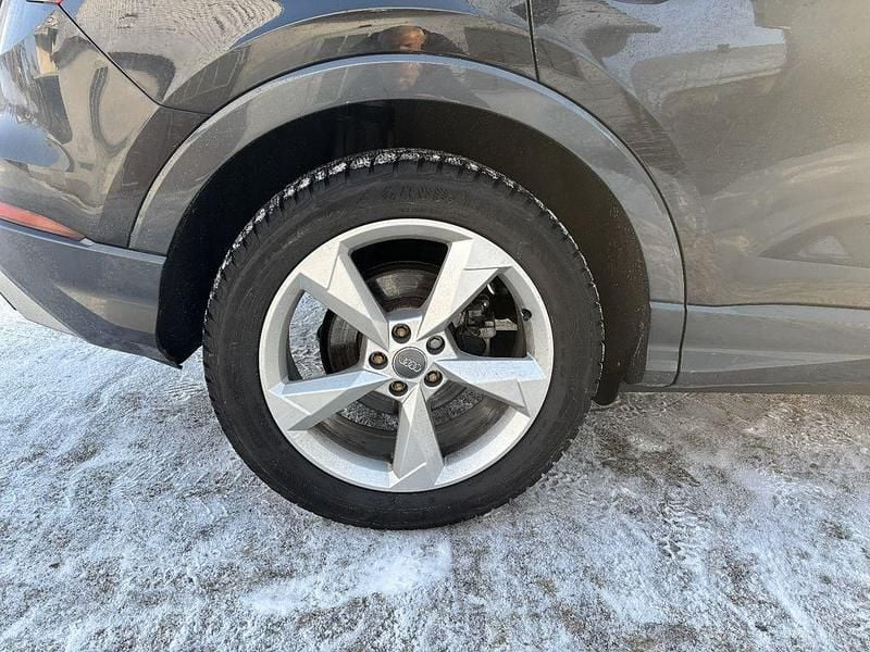 Gebraucht Audi Q3 Ambiente 150 PS (110 kW) 2019 Schwarz SUV