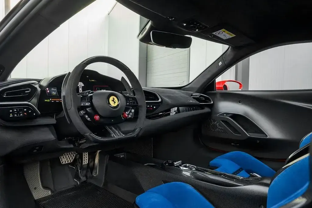 Neu Ferrari 296 880 PS (647 kW) 2026 Rot