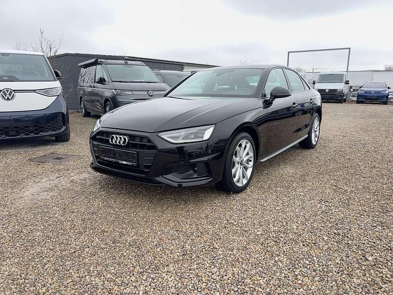 Second-hand Audi A4 Ambiente 204 CP (150 kW) 2022 Negru Berlinǎ