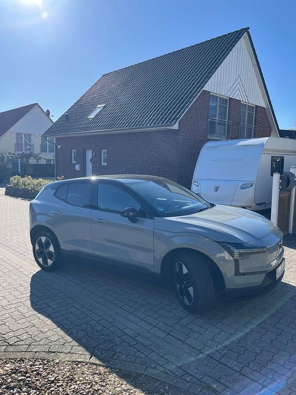 Gebraucht Volvo EX30 Plus 200 kW (272 PS) 2024 Grau SUV