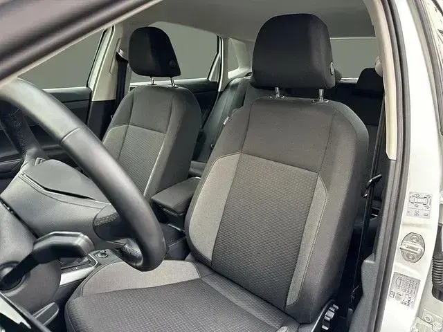 Gebraucht VW Polo Life 80 PS (58 kW) 2024 Pure white Limousine