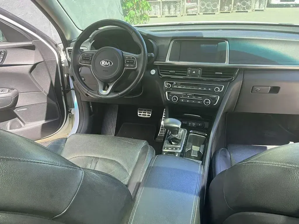 Gebraucht Kia Optima Spirit 141 PS (103 kW) 2015 Weiß Limousine
