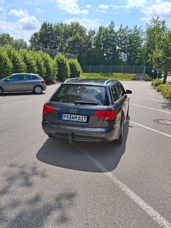 Schwarz Gebraucht 2006 Audi A4 Ambiente Kombi | 5.199 € (Teuer) - Bild 1/4