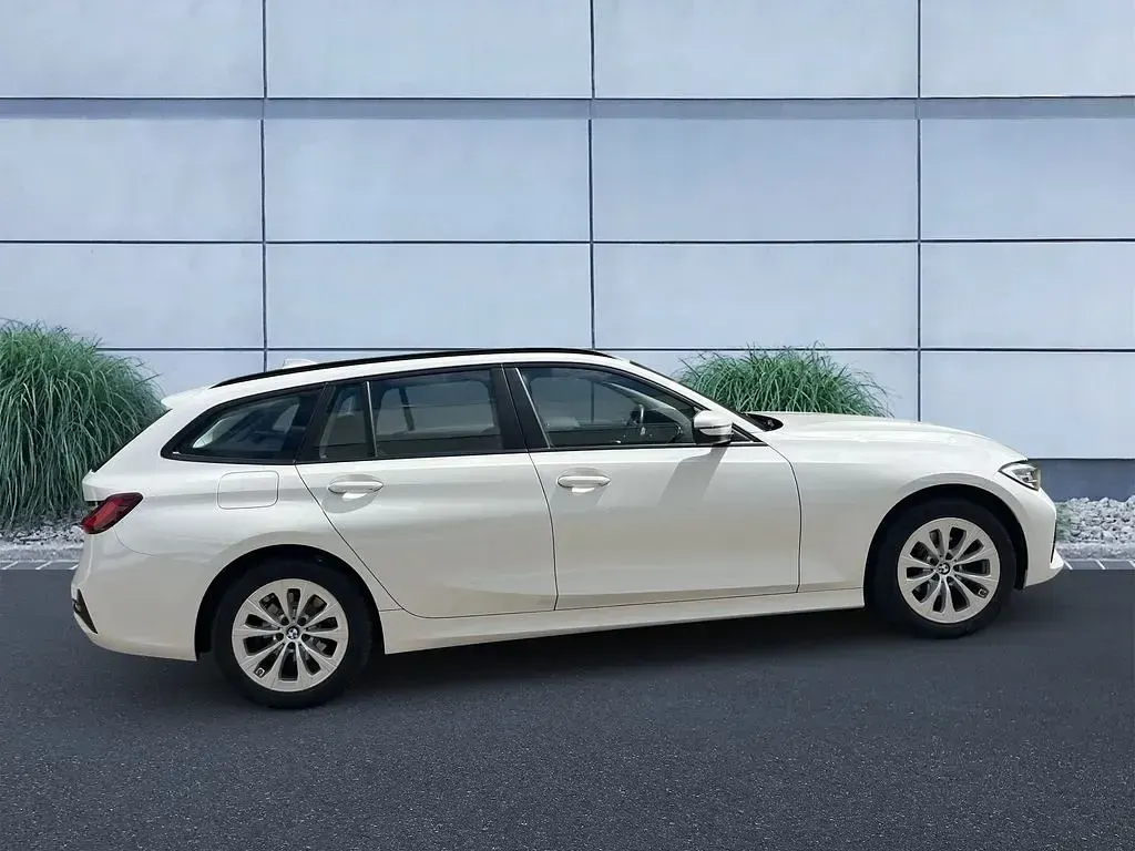 Gebraucht BMW 318 150 PS (110 kW) 2021 Weiß Kombi