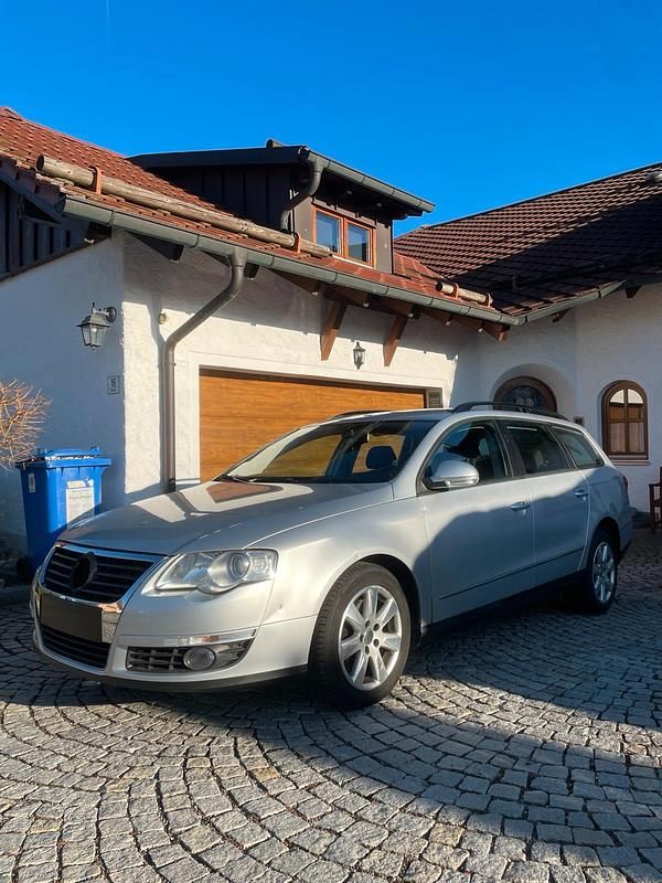 Gebraucht VW Passat 103 PS (75 kW) 2007 Silber Kombi