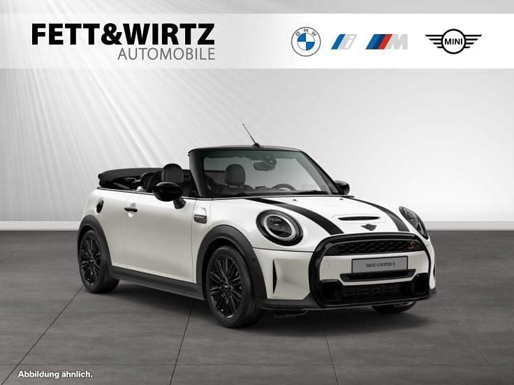 Gebraucht Mini Cooper S 178 PS (130 kW) 2023 Nanuq white metallic Kleinwagen