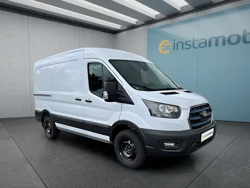 Gebraucht Ford Transit 197 kW (269 PS) 2025 Weiß Van