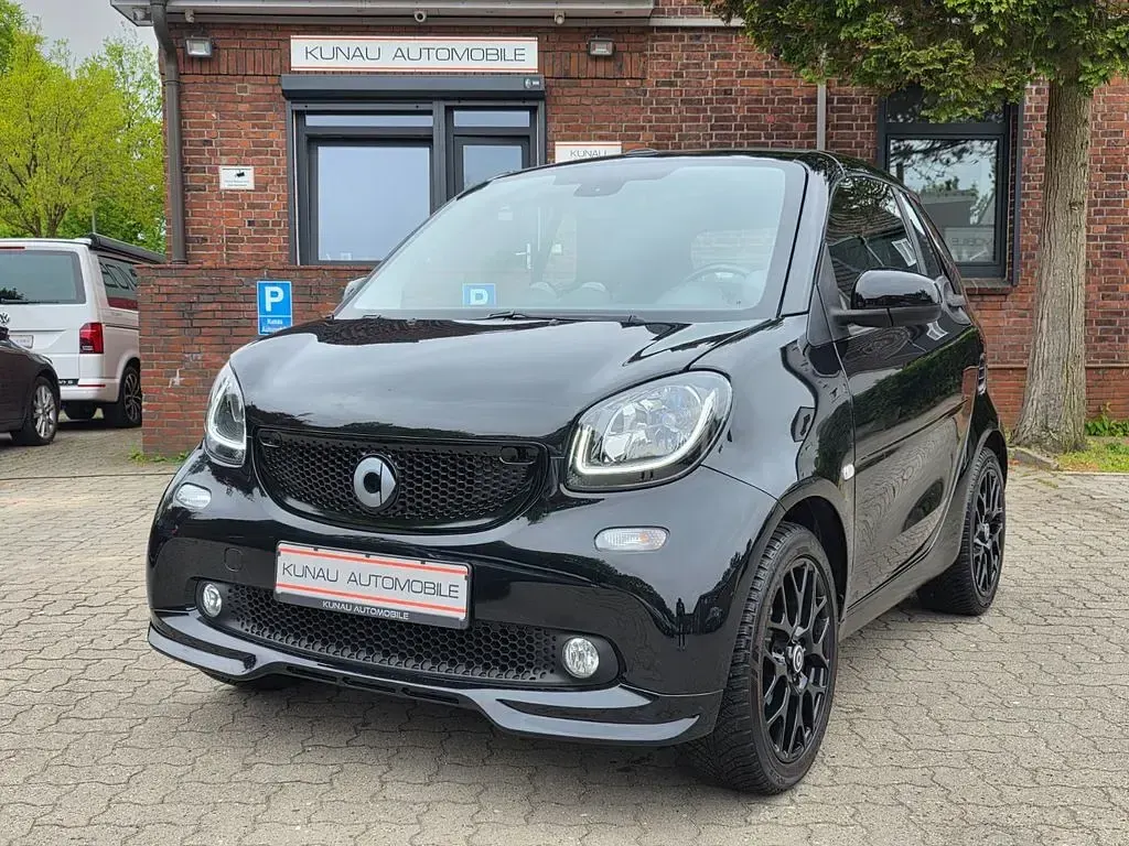 Usata Smart ForTwo Cabrio Brabus 90 CV (66 kW) 2017 Nero Cabrio