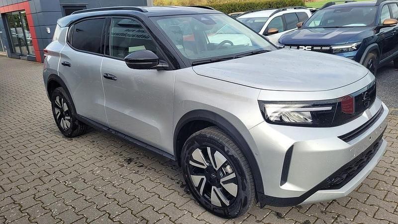 Neu Opel Frontera Ultimate 145 PS (106 kW) 2026 Grün SUV