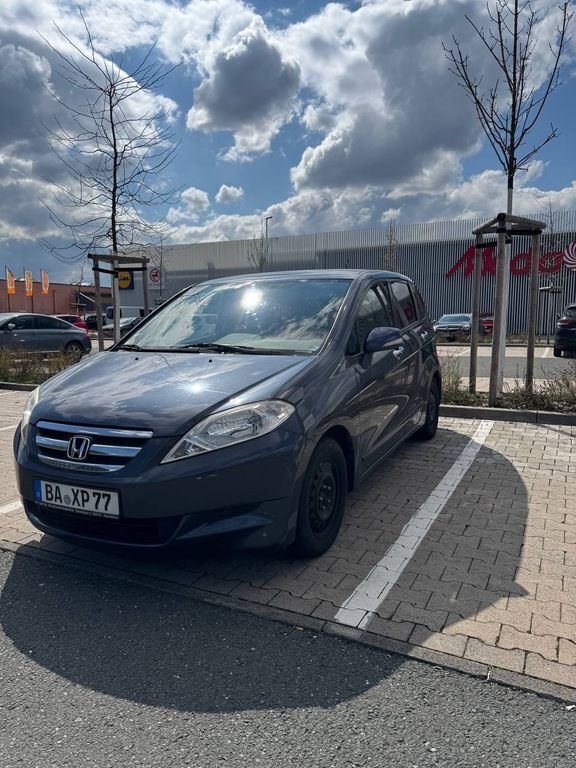 Schwarz Gebraucht 2005 Honda FR-V LS Van / Kleinbus | 3.200 € (Fairer Preis) - Bild 1/4