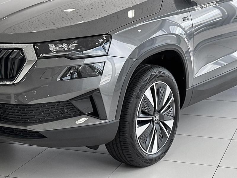Gebraucht Skoda Karoq Tour 150 PS (110 kW) 2025 Grau SUV