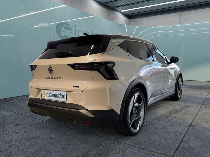 Second-hand Renault Scenic E-Tech 55 kW (75 CP) 2024 Alb SUV