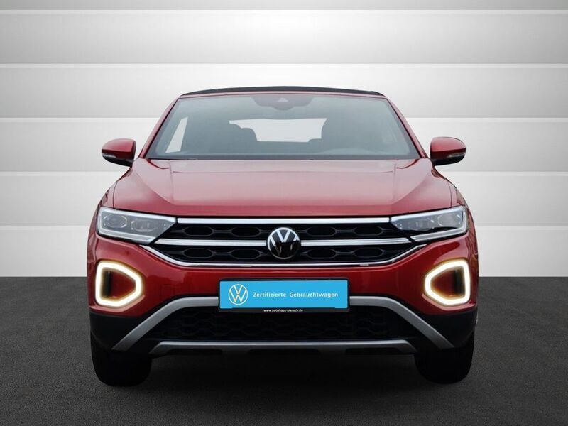 Gebraucht VW T-Roc Cabriolet Move 150 PS (110 kW) 2024 Kings red metallic Cabrio