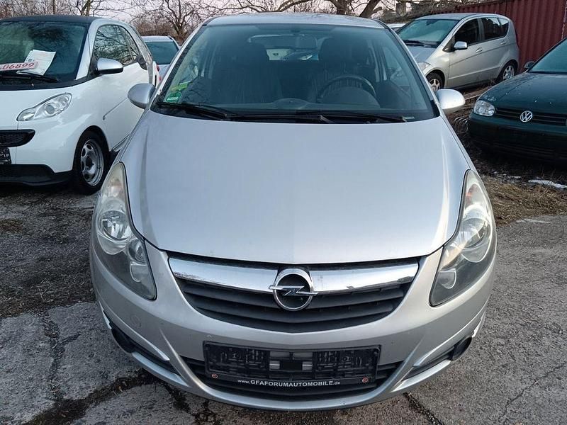 Gebraucht Opel Corsa Edition 69 PS (50 kW) 2010 Starsilber/silver iii Kleinwagen
