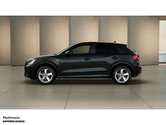 Gebraucht Audi Q2 Advanced 150 PS (110 kW) 2025 Schwarz SUV