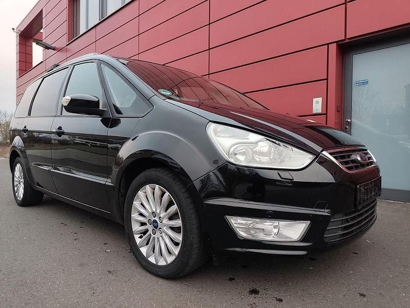Schwarz Gebraucht 2014 Ford Galaxy Titanium Van / Kleinbus | 11.900 € (Etwas zu teuer) - Bild 1/4