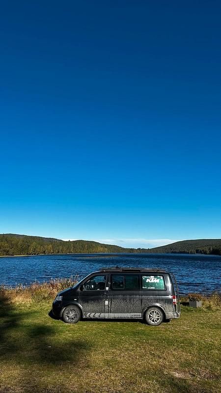 Schwarz Gebraucht 2009 VW T5 Van | 20.000 € - Bild 1/4