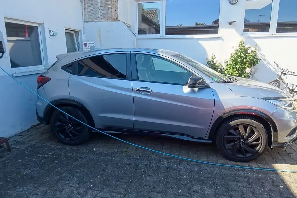 Gebraucht Honda HR-V Sport 182 PS (133 kW) 2020 Lunar silver metallic SUV
