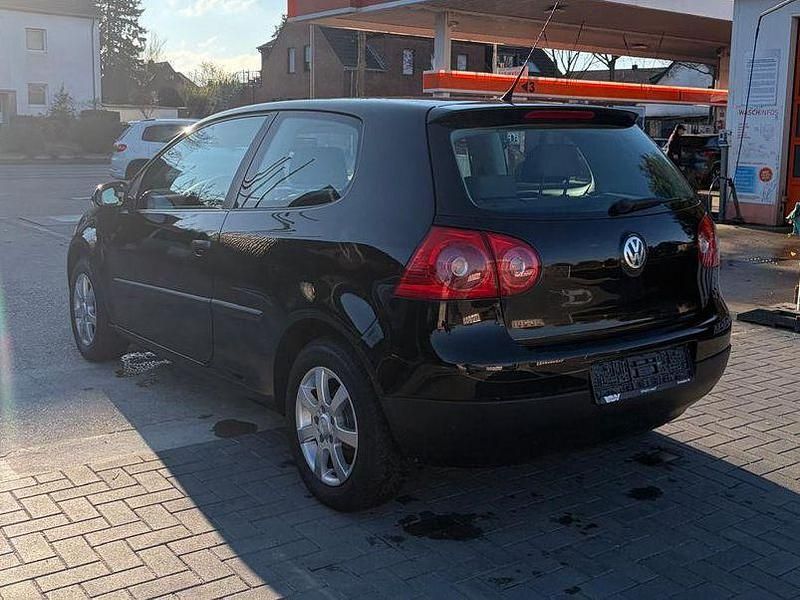 Gebraucht VW Golf IV 75 PS (55 kW) 2005 Schwarz Limousine
