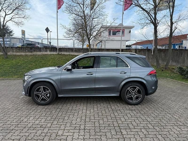 Gebraucht Mercedes GLE300 AMG line 245 PS (180 kW) 2024 Grau SUV