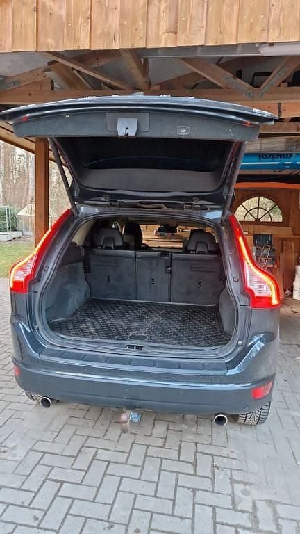 Gebraucht Volvo XC60 163 PS (119 kW) 2012 Grau SUV