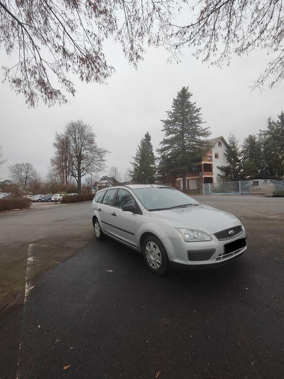 Gebraucht Ford Focus 109 PS (80 kW) 2005 Grau Kombi