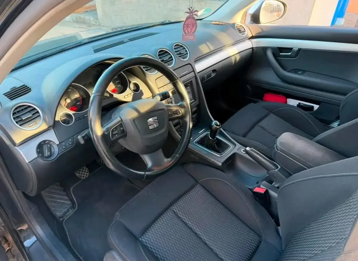 Gebraucht Seat Exeo 143 PS (105 kW) 2011 Schwarz Kombi