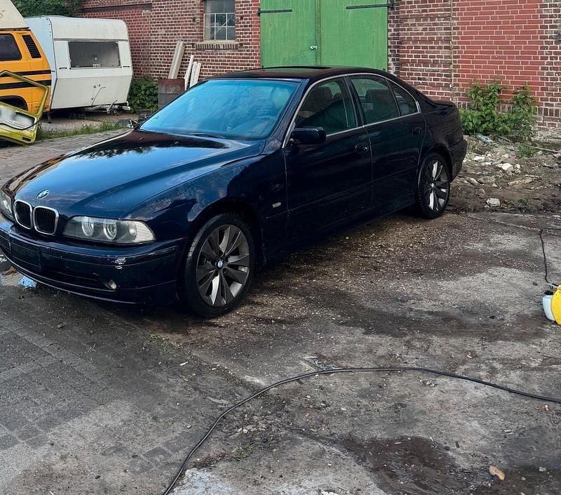 Gebraucht BMW 520 170 PS (125 kW) 2000 Blau Limousine