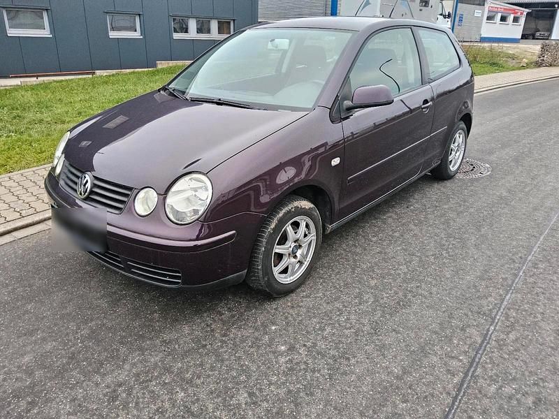 Gebraucht VW Polo 64 PS (47 kW) 2004 Violet Kleinwagen