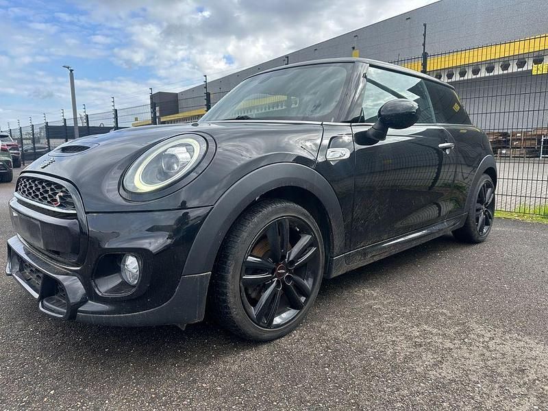 Gebraucht Mini John Cooper Works 163 PS (119 kW) 2018 Schwarz Kleinwagen