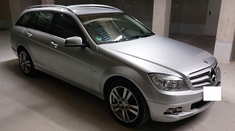 Gebraucht Mercedes C220 170 PS (125 kW) 2010 Silber Kombi