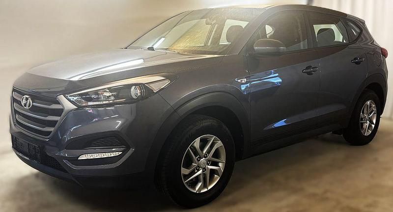 Grau Gebraucht 2016 Hyundai Tucson Classic SUV | 12.990 € (Fairer Preis) - Bild 1/4