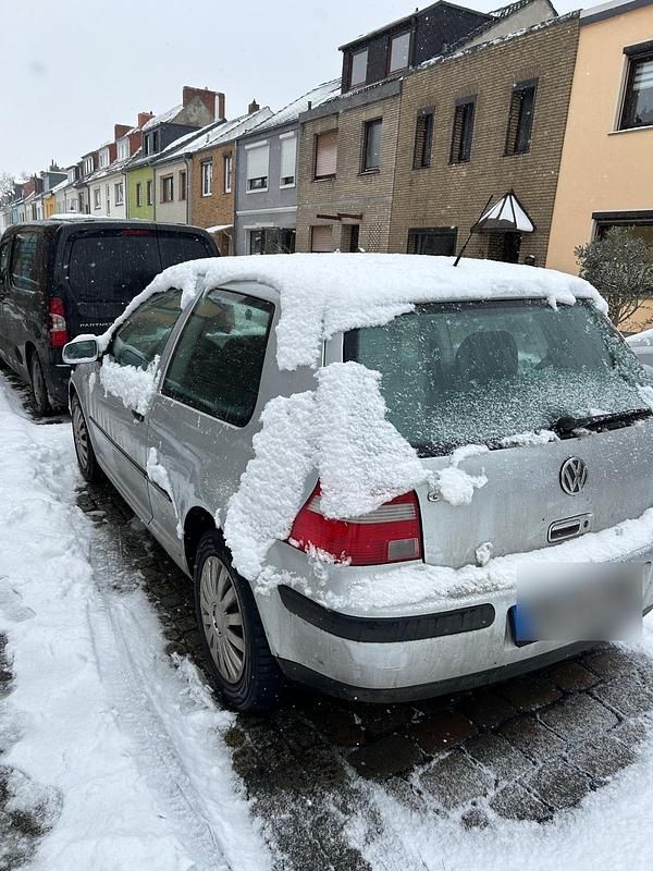 Gebraucht VW Golf IV 75 PS (55 kW) 2003 Silber Kleinwagen
