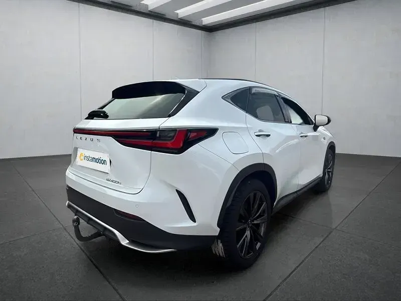 Gebraucht Lexus NX450h+ Sport Line 185 PS (136 kW) 2024 Weiß SUV