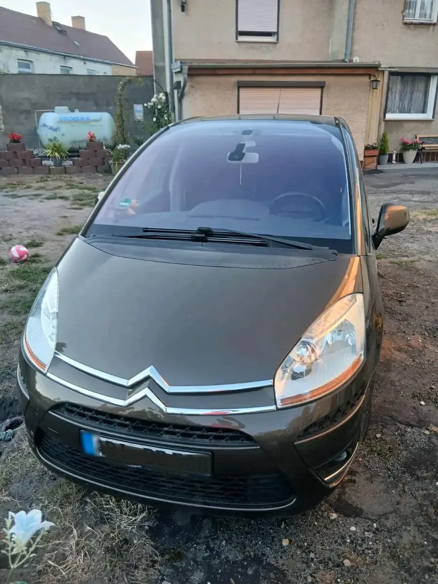 Gebraucht Citroën C4 Picasso 90 PS (66 kW) 2010 Braun Van / Kleinbus