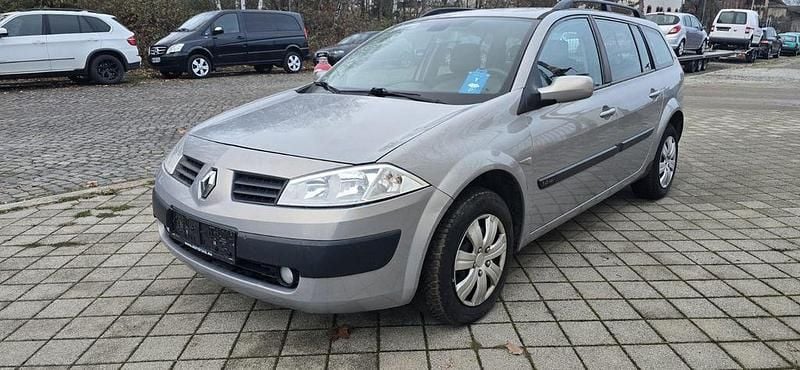 Gebraucht Renault Mégane II Avantage 113 PS (83 kW) 2005 Gelb Limousine