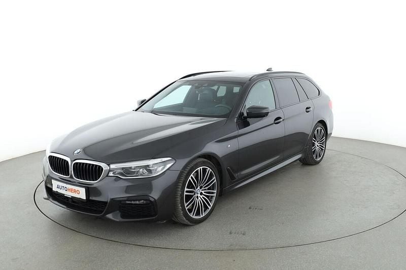 Grau Gebraucht 2019 BMW 540 M Sport Kombi | 33.310 € (Fairer Preis) - Bild 1/3
