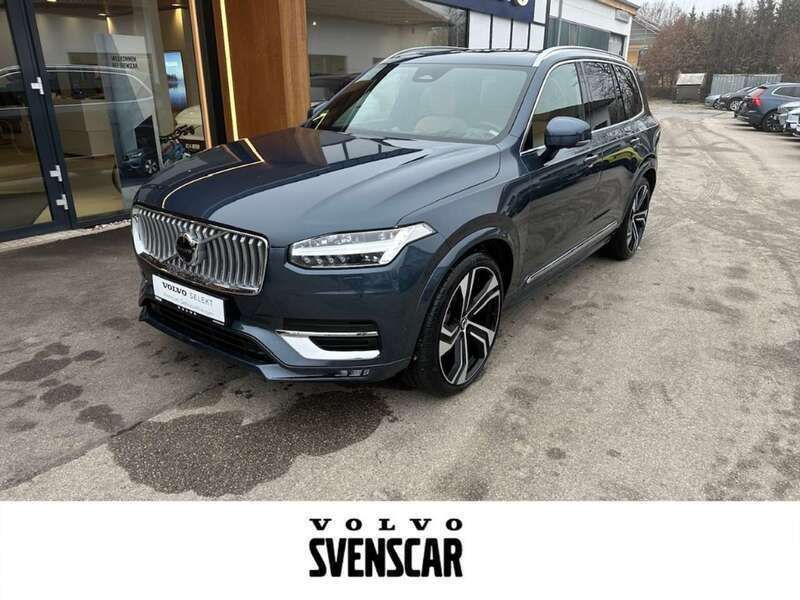 Second-hand Volvo XC90 Ultimate 235 CP (172 kW) 2023 Albastru SUV