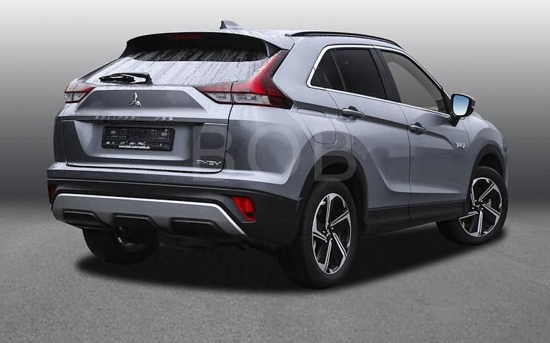 Gebraucht Mitsubishi Eclipse Cross Plus 188 PS (138 kW) 2022 Grau SUV