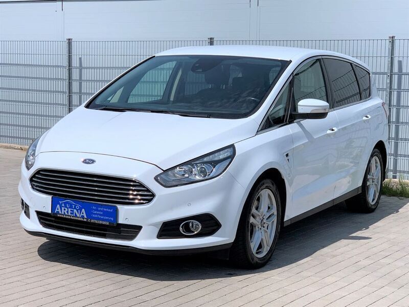 Weiß Gebraucht 2016 Ford S-MAX Titanium Van / Kleinbus | 9.950 € (Teuer) - Bild 1/4