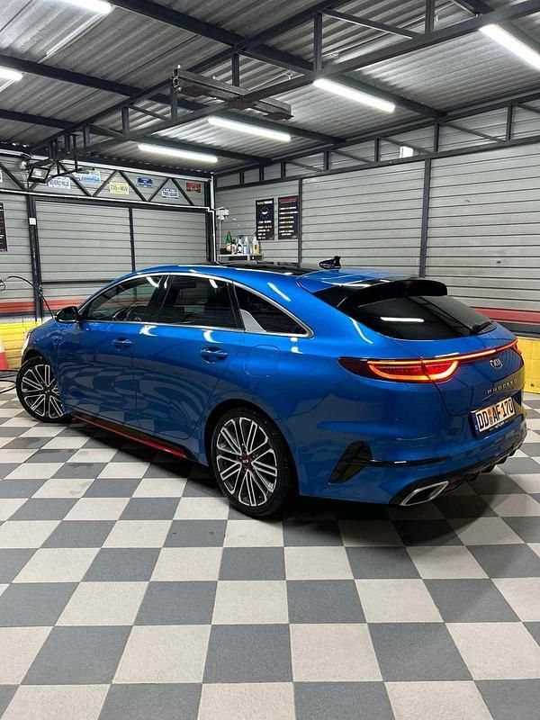 Blau Gebraucht 2019 Kia ProCeed GT Kleinwagen | 22.500 € (Etwas zu teuer) - Bild 1/2