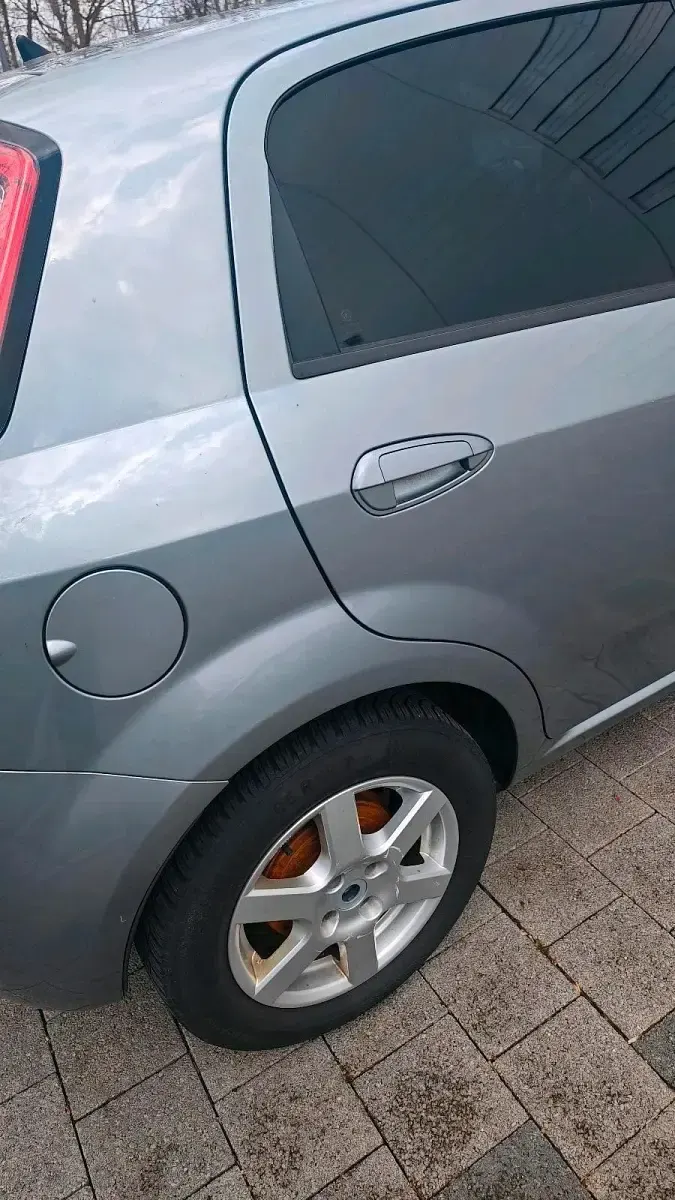 Gebraucht Fiat Punto Evo 75 PS (55 kW) 2010 Grau Kleinwagen