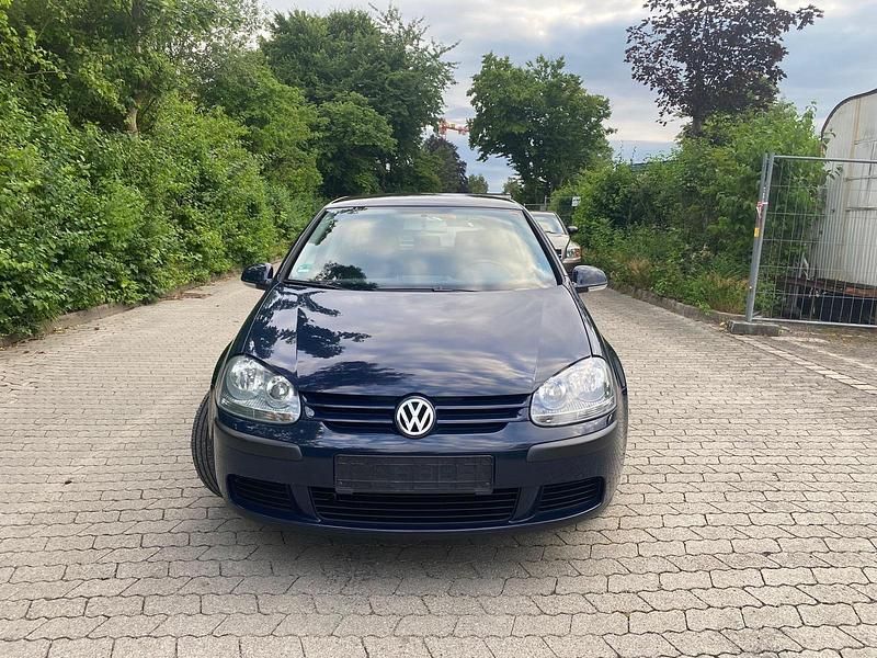 Gebraucht VW Golf IV 75 PS (55 kW) 2004 Blau Limousine