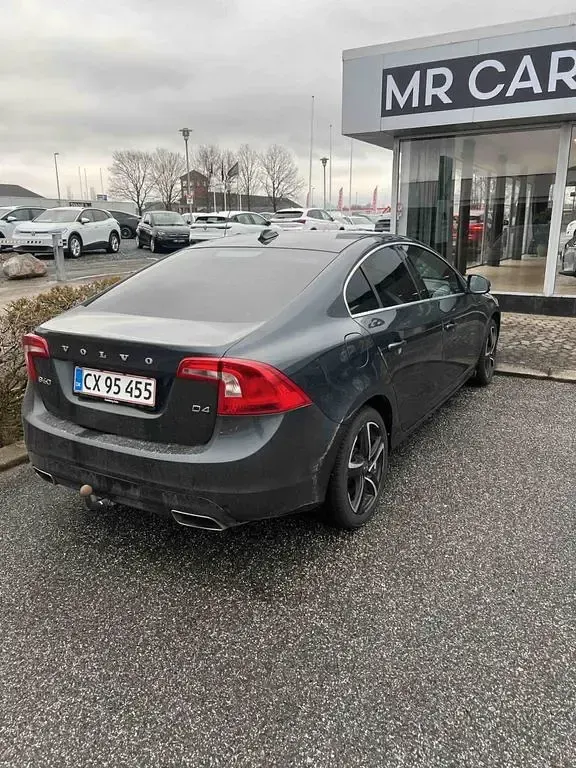 Gebraucht Volvo S60 Momentum 181 PS (133 kW) 2014 Grau Limousine