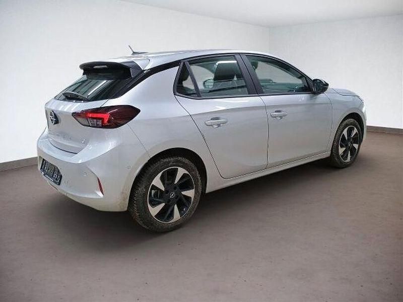 Gebraucht Opel Corsa-e 100 kW (136 PS) 2023 Silber Kleinwagen