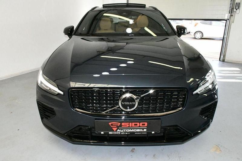 Gebraucht Volvo V60 Ultra 253 PS (186 kW) 2025 Denim blue (blau) Kombi