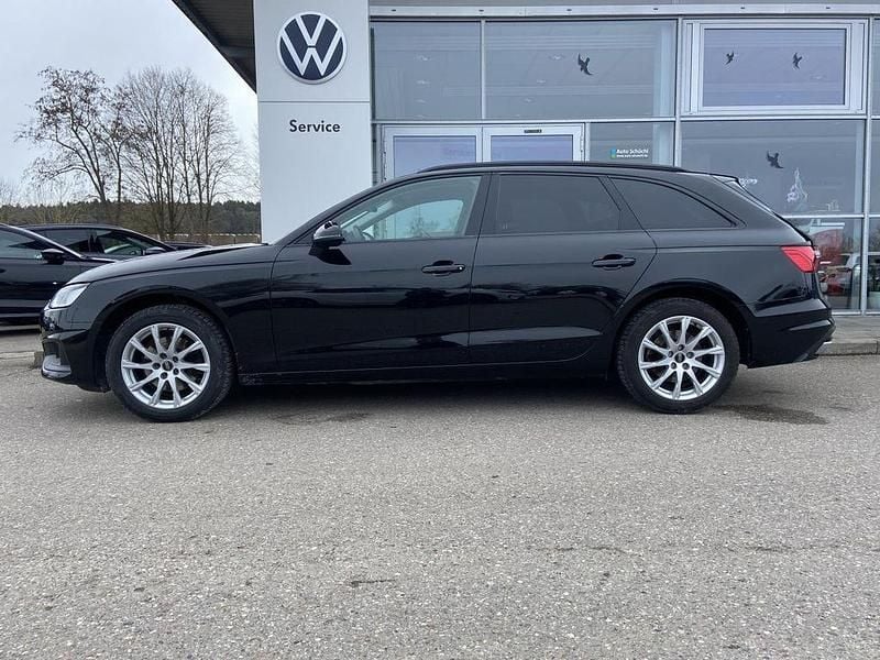 Second-hand Audi A4 150 CP (110 kW) 2022 Negru Break